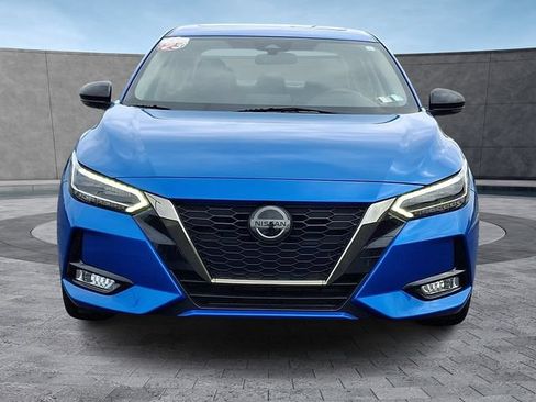 Used 2023 Nissan Sentra SR w/ SR Premium Package FWD image 3