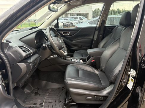 Used 2023 Subaru Forester Touring AWD/4WD image 7