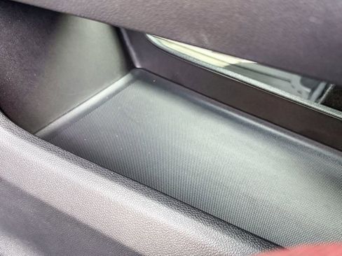 Used 2025 Chevrolet Equinox RS w/ Safety and Technology Package image 37