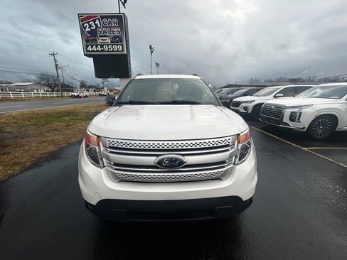 Used 2014 Ford Explorer XLT w/ Equipment Group 202A image 8