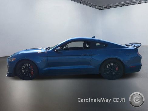 Used 2021 Ford Mustang Shelby GT500 w/ Technology Package image 5