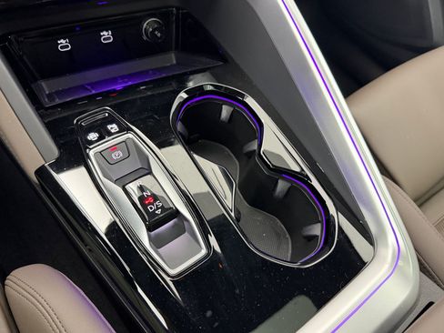 Used 2025 Audi Q5 Premium Plus w/ Premium Plus image 21