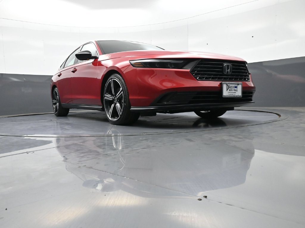 Certified 2025 Honda Accord Sport image 27