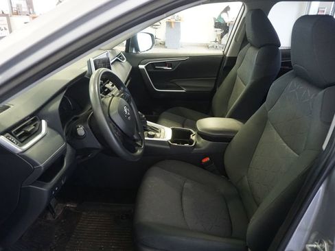 Used 2023 Toyota RAV4 XLE image 16