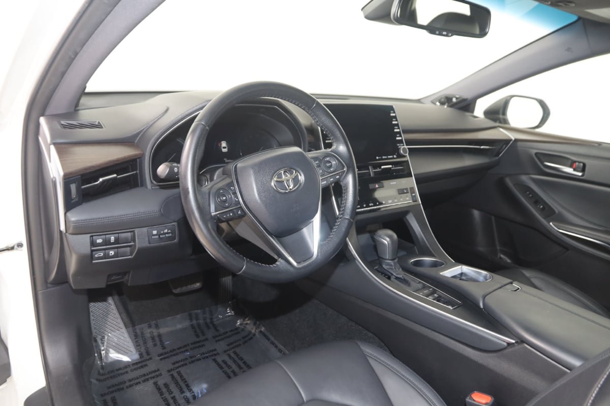 Used 2019 Toyota Avalon XLE w/ Moonroof Package FWD image 22