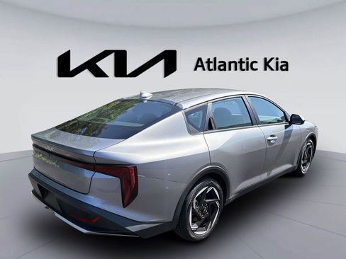 Certified 2025 Kia K4 EX FWD image 6
