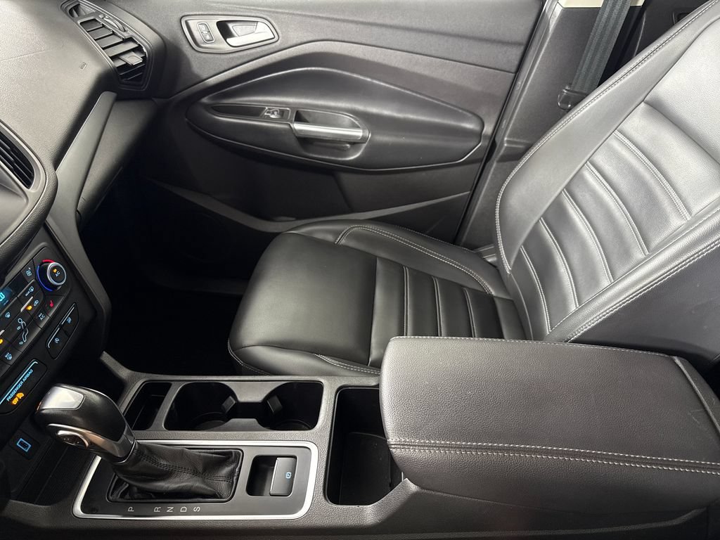 Used 2019 Ford Escape SEL FWD image 21