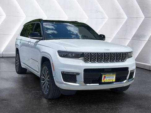 Used 2024 Jeep Grand Cherokee L Summit AWD/4WD image 8