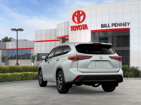 New 2026 Toyota Highlander XLE AWD/4WD image 7