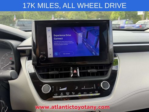 Used 2023 Toyota Corolla Cross L AWD/4WD image 24