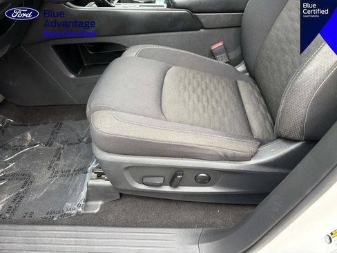Used 2024 Nissan Pathfinder SV FWD image 18