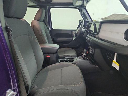 New 2026 Jeep Gladiator Sport image 32