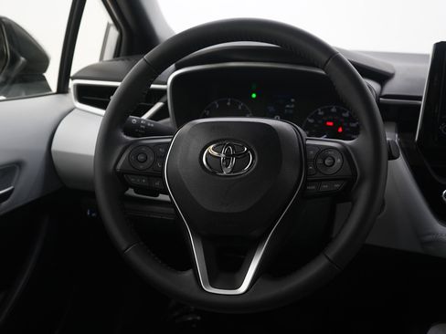 Used 2024 Toyota Corolla SE w/ SE Package image 14