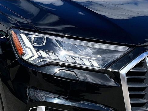 Used 2023 Audi Q7 3.0T Prestige w/ Prestige Package image 12