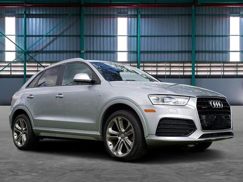 Used 2018 Audi Q3 2.0T Premium w/ Convenience Package AWD/4WD image 6
