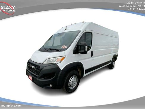 Used 2025 RAM ProMaster 3500 w/ Convenience Group FWD image 1