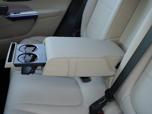 New 2026 Mercedes-Benz GLC 300 GLC 300 image 29