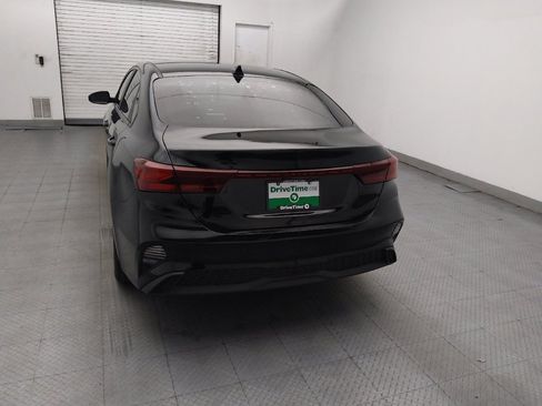 Used 2022 Kia Forte LXS w/ LXS Technology Package FWD image 6