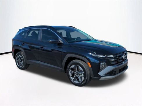 Used 2025 Hyundai Tucson SEL AWD/4WD image 2