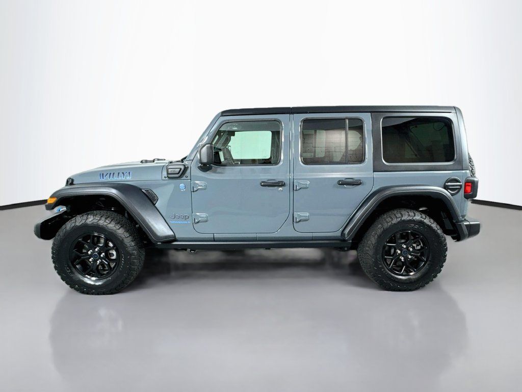 Used 2024 Jeep Wrangler Unlimited AWD/4WD image 10