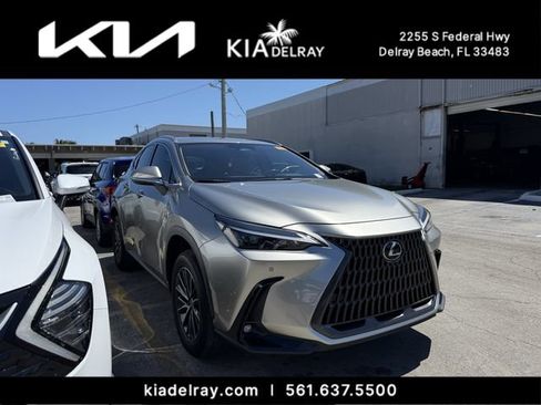 Used 2024 Lexus NX 250 FWD w/ Cold Area Package image 6