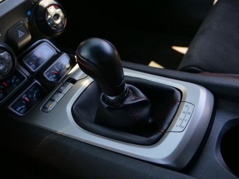 Used 2015 Chevrolet Camaro ZL1 RWD image 17