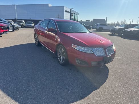 Used 2009 Lincoln MKS AWD image 3