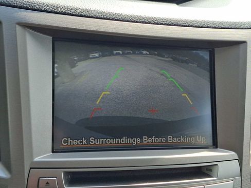 Used 2013 Subaru Outback 2.5i Limited AWD/4WD image 17