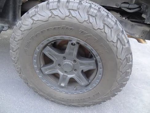 Used 2014 Jeep Wrangler Unlimited Sport w/ Quick Order Package 23S image 11