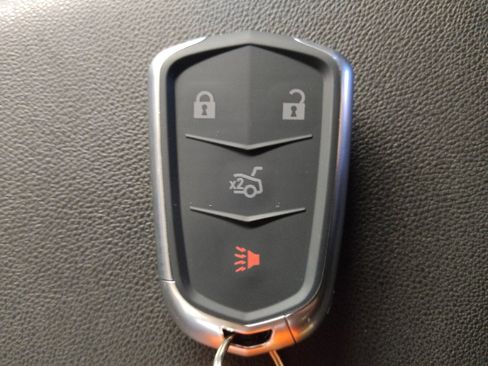 Used 2020 Chevrolet Equinox LT AWD/4WD image 32