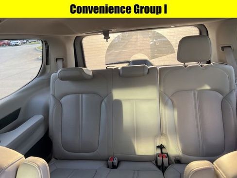 Used 2022 Jeep Wagoneer Series III w/ Premium Group I image 11