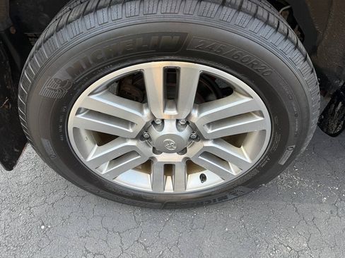 Used 2012 Toyota 4Runner Limited AWD/4WD image 93