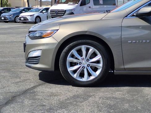 Used 2020 Chevrolet Malibu LT image 22