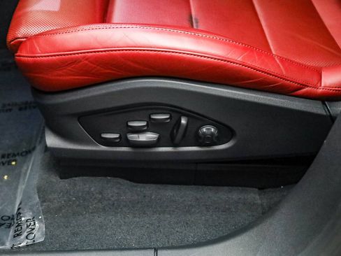 Used 2025 Porsche Macan Turbo Electric image 25