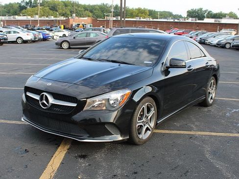 Used 2019 Mercedes-Benz CLA 250 4MATIC image 2