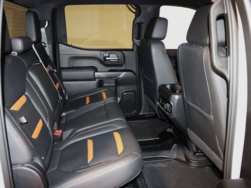 Used 2022 GMC Sierra 1500 AT4 image 70