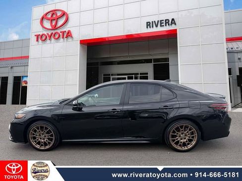 Certified 2024 Toyota Camry SE w/ Convenience Package AWD/4WD image 8