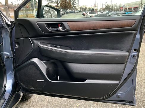 Used 2016 Subaru Outback 3.6R Limited image 22