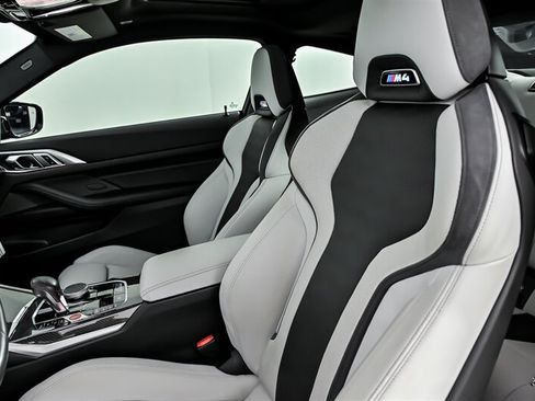 Used 2023 BMW M4 Competition RWD image 18