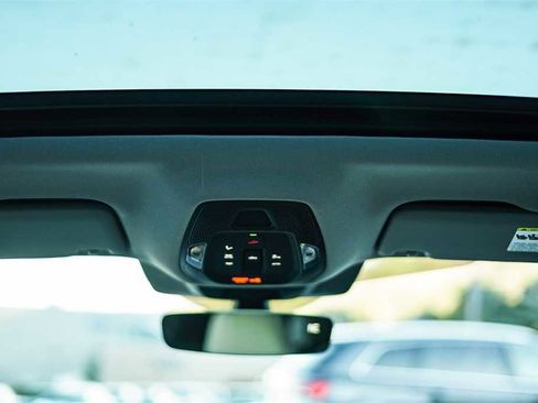 New 2025 Audi Q5 Prestige image 11