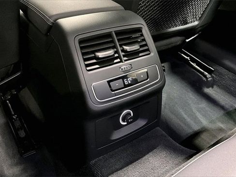 Used 2020 Audi A4 2.0T Premium w/ Convenience Package image 24