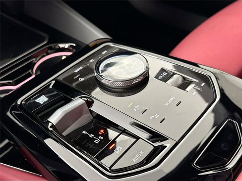 New 2026 BMW 530i xDrive w/ Premium Package AWD/4WD image 15