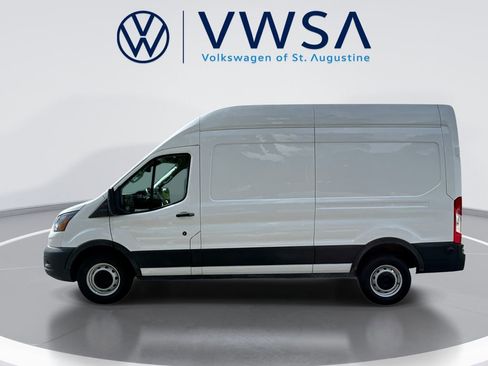 Used 2024 Ford Transit 250 148 High Roof RWD image 4