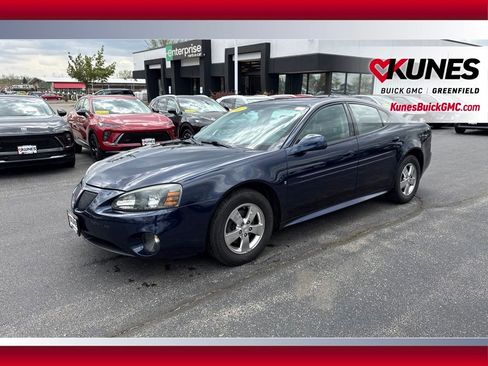 Used 2007 Pontiac Grand Prix w/ Sun And Sound Package FWD image 16