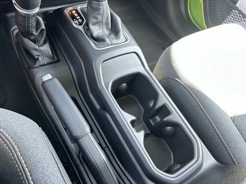 New 2025 Jeep Gladiator Sport AWD/4WD image 32