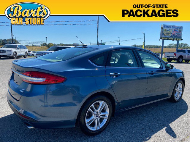 Used 2018 Ford Fusion SE w/ Fusion SE Technology Package FWD image 6