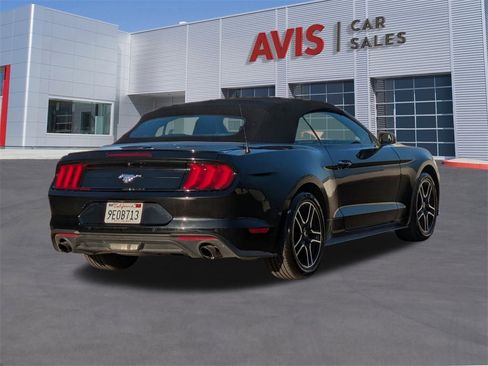 Used 2023 Ford Mustang Premium image 5