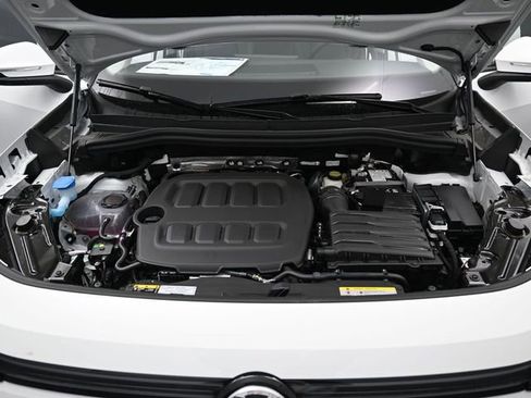 New 2026 Volkswagen Tiguan SE AWD/4WD image 15