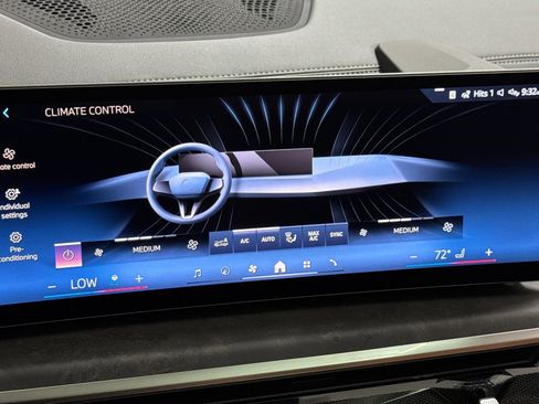 Used 2026 BMW X7 xDrive40i w/ Premium Package image 26