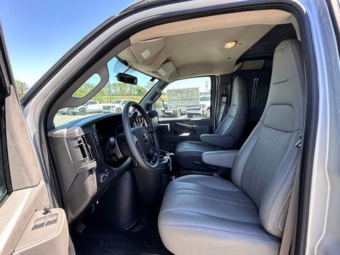 New 2026 GMC Savana 2500 w/ Driver Convenience Package RWD image 13